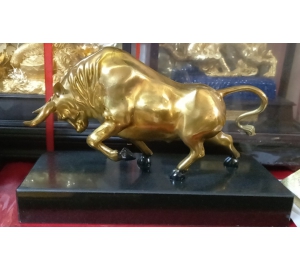 Địa Chỉ Bán Tượng Bò Tài Chính Tại TP.HCM
