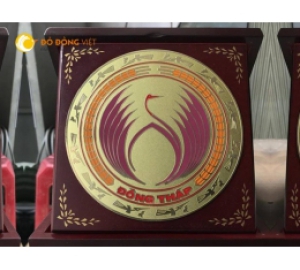 Công ty làm logo, cup biểu trưng lưu niệm, Cup vinh danh tại TP HCM