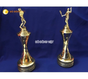 Đồ đồng Việt nhận làm Cup cầu lông, tenis theo yêu cầu tại TP HCM