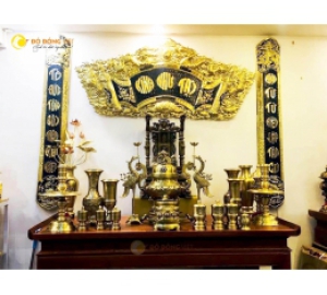 Giá bán bộ đỉnh đồng thờ cúng, bộ ngũ sự đồng vàng chạm sòi