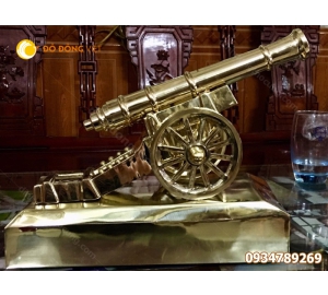 Mô hình pháo thần công bằng đồng mạ vàng