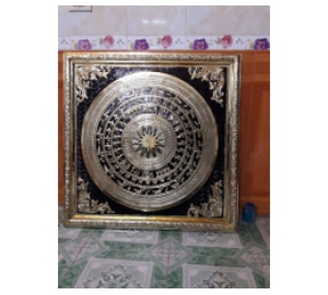 Tranh mặt trống đồng khung liền đồng đẹp tinh xảo từng chi tiết