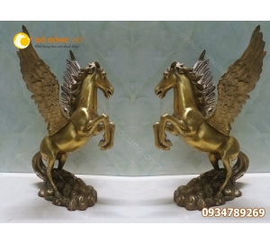 Tượng ngựa bằng đồng có cánh trấn phong thuỷ