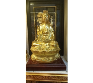 Tượng Phật Bà đúc bằng đồng vàng nguyên khối được mạ vàng 24K