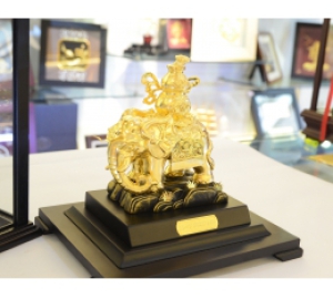 Tượng voi đồng dát vàng 24k để bàn