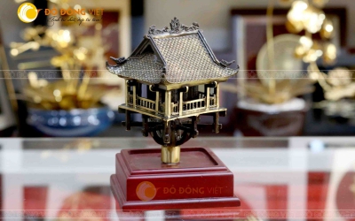 Mô hình Chùa Một Cột lưu niệm bằng đồng tại Đồ đồng Việt