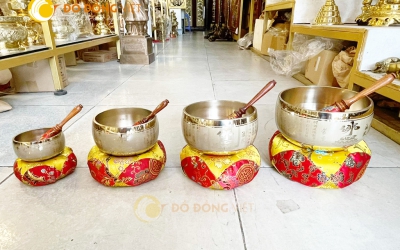CHUÔNG BÁT BẰNG ĐỒNG NHIỀU KÍCH THƯỚC KHÁC NHAU 