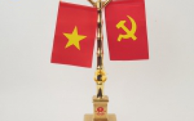 CỘT CỜ BẰNG ĐỒNG MẠ VÀNG 24K
