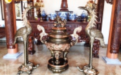 Đúc lư hương đồng thờ cúng nhà thờ họ, đình chùa, đền, phủ