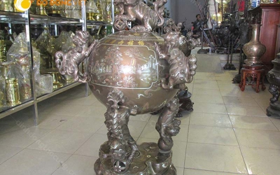 Mua đỉnh tròn thất lân vờn cầu tại Đồ đồng Việt