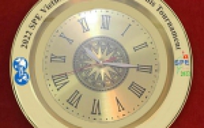 Thiết Kế Logo Đồng Hồ Bằng Đồng 