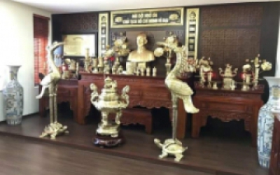 PHÒNG THỜ BÁC HỒ BAO GỒM NHỮNG GÌ - ĐỒ ĐỒNG VIỆT 