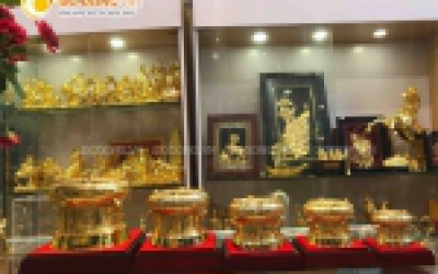 Trống đồng đông sơn đúc thu nhỏ làm quà tặng tại Sài Gòn